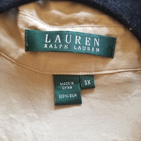 Lauren Ralph Lauren | 100% Silk Long Sleeve Button Down Shirt - Picture 4 of 7